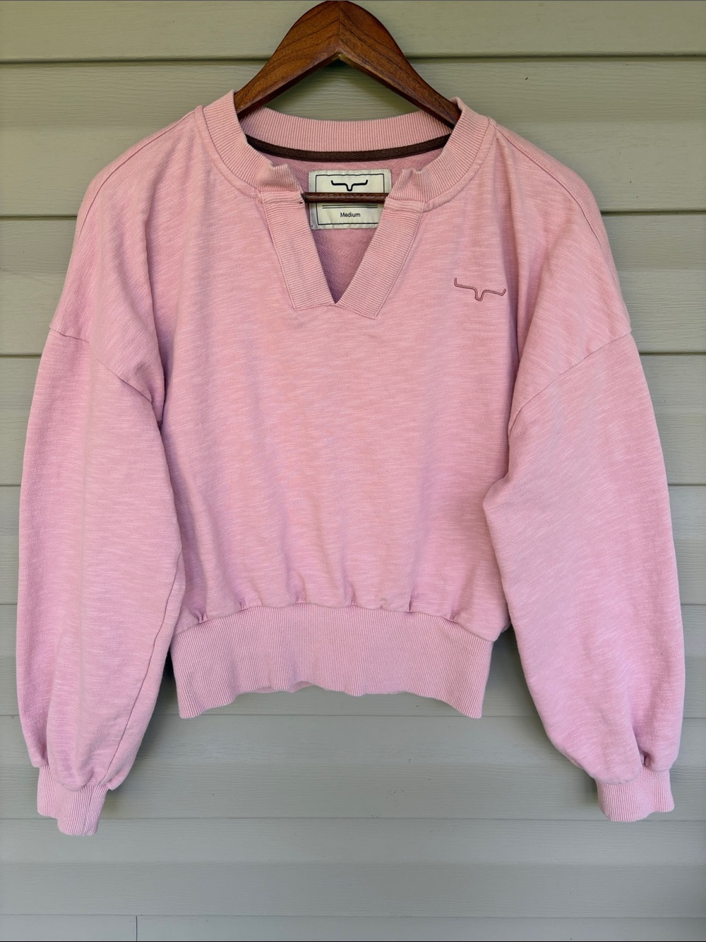 Kimes Ranch Women’s Dewey V-Neck Pullover Pink